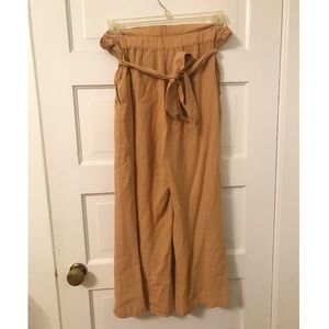 Flowy linen pants with tie waist